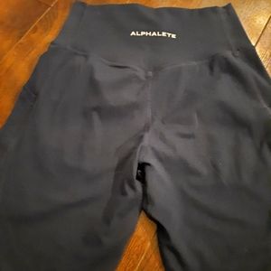 ALPHALETE pocket leggings